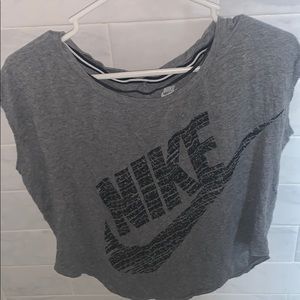 Girls NIKE short sleeve Shirt